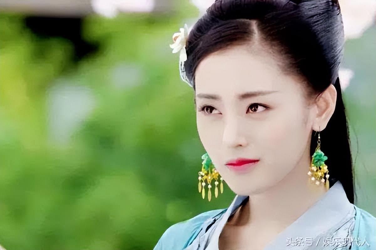 张天爱晒新照片,这曲线无人能比,真是老天爷赏饭吃|阿麦从军|张天爱|老天爷_新浪新闻