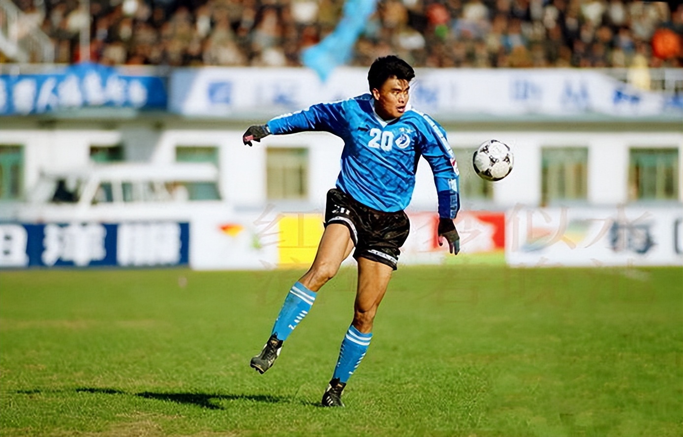 大连足球名将王涛去世,老大哥石雪清撰挽幛盛赞,追悼会日期确定