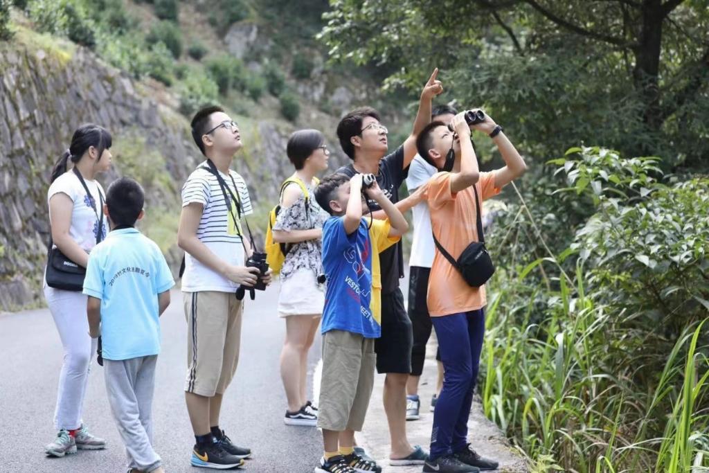 自然教育者眼中的和谐共生现代化美景休闲区蓝鸢梦想 - Www.slyday.coM