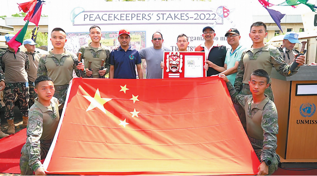外国士兵在胸牌上写“如果我负伤，请送到中国医院”，蓝盔是中国最闪亮的名片！休闲区蓝鸢梦想 - Www.slyday.coM