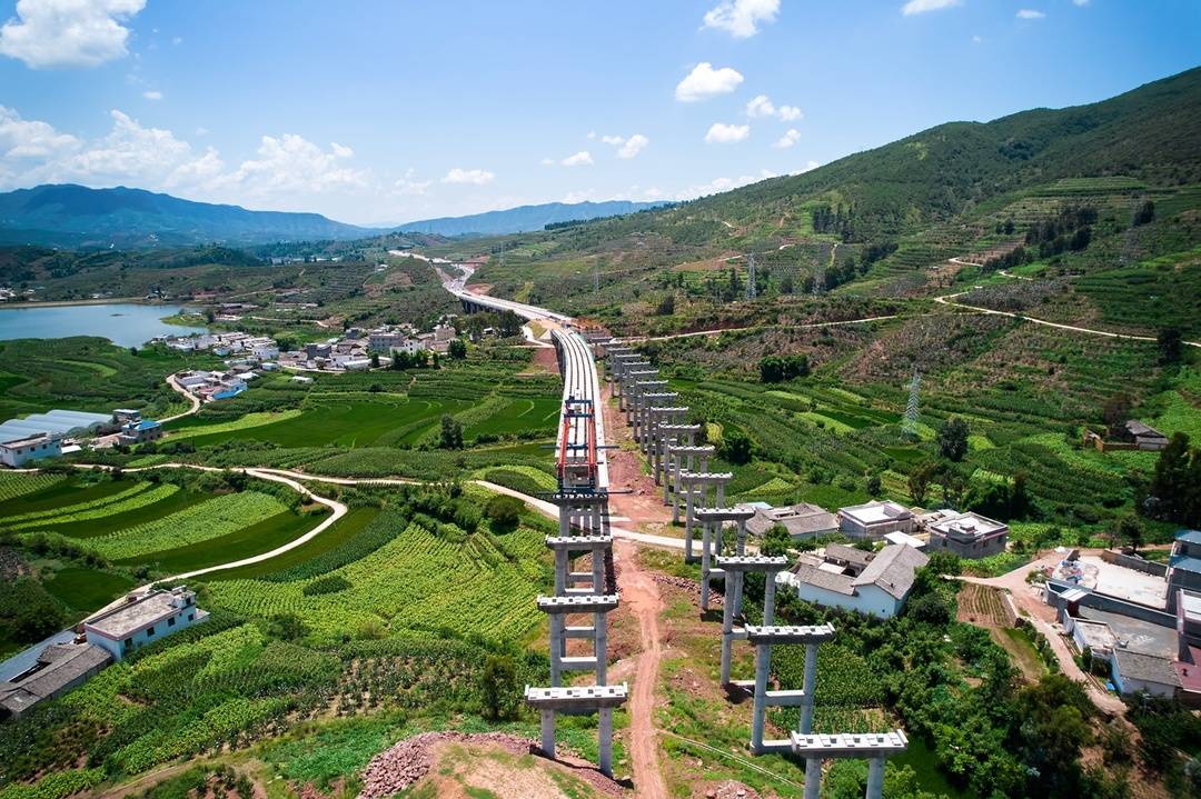 70年，会东由一条街长成十万人的城休闲区蓝鸢梦想 - Www.slyday.coM