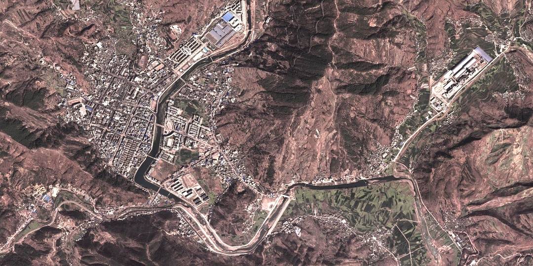 70年，会东由一条街长成十万人的城休闲区蓝鸢梦想 - Www.slyday.coM