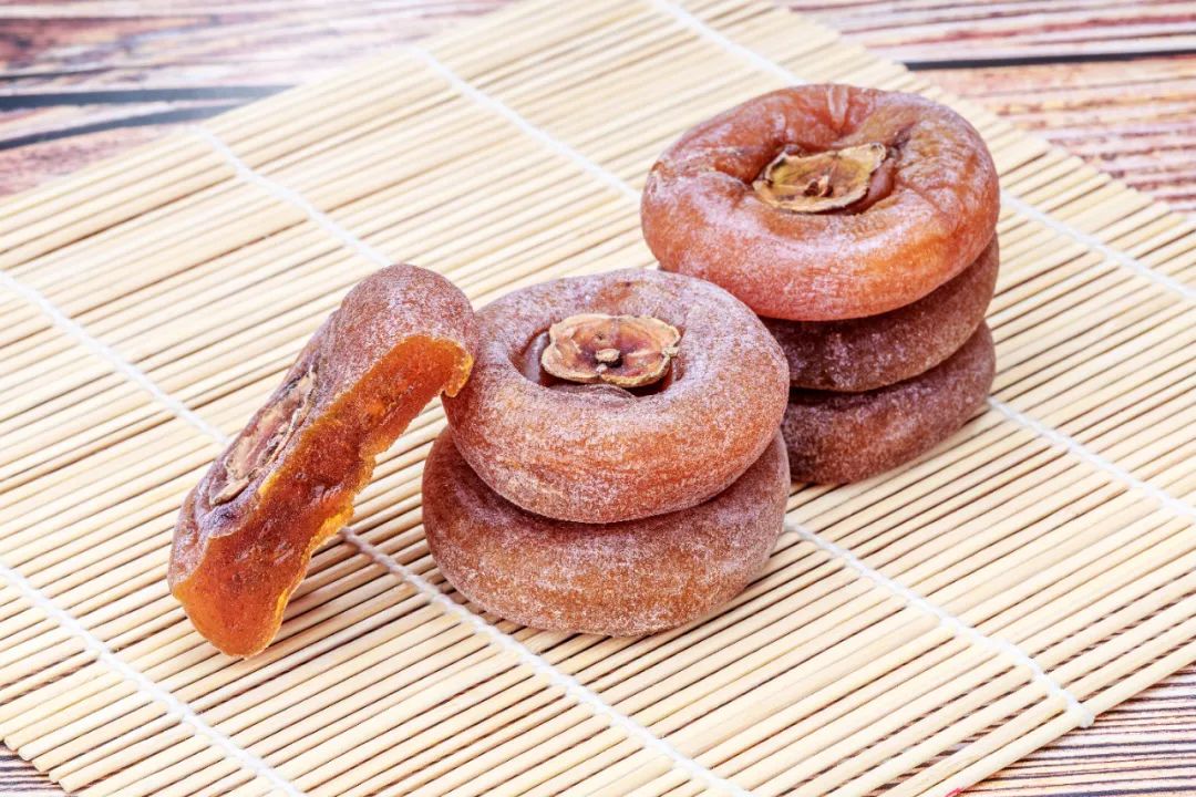 柿饼上的白霜是防腐剂？孕期不能吃螃蟹？来看秋意浓的科学流言榜吧！休闲区蓝鸢梦想 - Www.slyday.coM