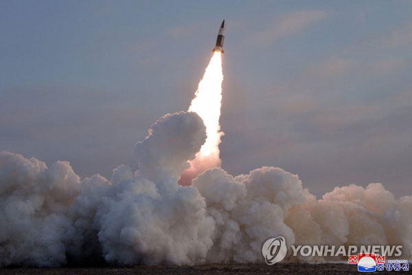 韩美延长联合军演 朝鲜3日晚再发射3枚弹道导弹