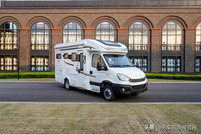 1201洛阳房车展新星房车新依途t600小额头双拓展全铝车身