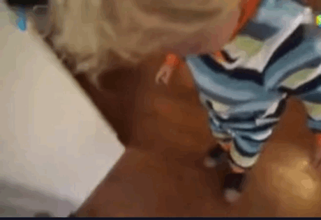 邓超被女儿的小字条感动到哭，这样温暖有爱的孩子是如何培养出来的？休闲区蓝鸢梦想 - Www.slyday.coM