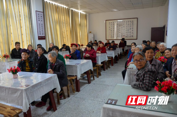 柳叶湖探索社区居家养老新模式