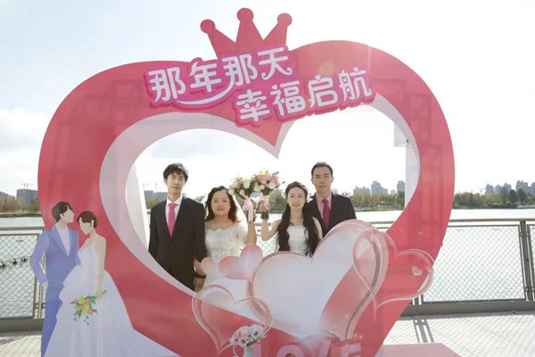 “那年那天”幸福启航 这些因疫情推迟婚期的新人终于走上红地毯……休闲区蓝鸢梦想 - Www.slyday.coM