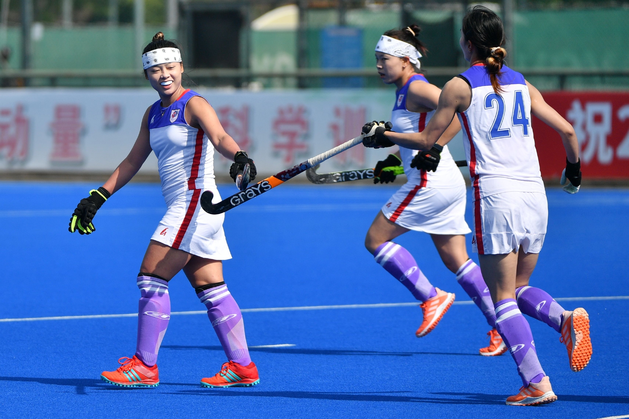 曲棍球——全国女子锦标赛：广东队胜甘肃队休闲区蓝鸢梦想 - Www.slyday.coM