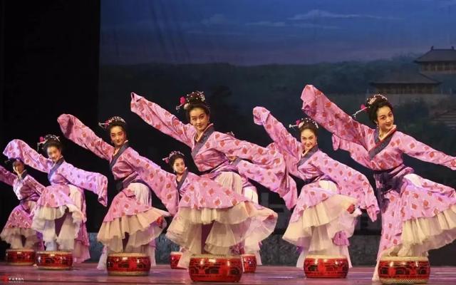 太魔性了！文物跳舞竟然是这个样子休闲区蓝鸢梦想 - Www.slyday.coM