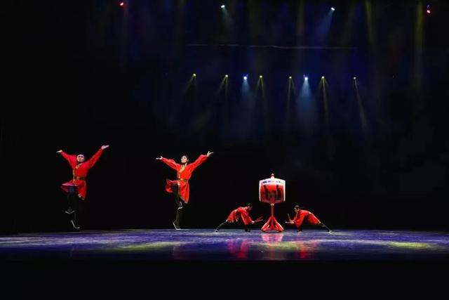 太魔性了！文物跳舞竟然是这个样子休闲区蓝鸢梦想 - Www.slyday.coM