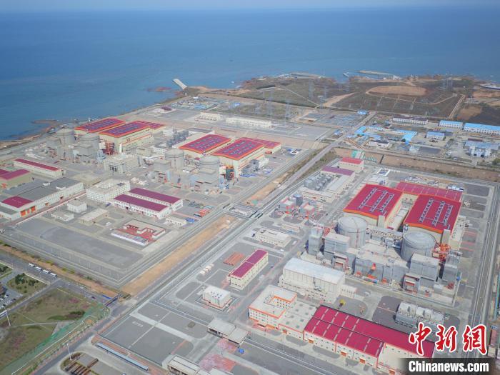 资料图:辽宁红沿河核电站全景。 何鹏 摄