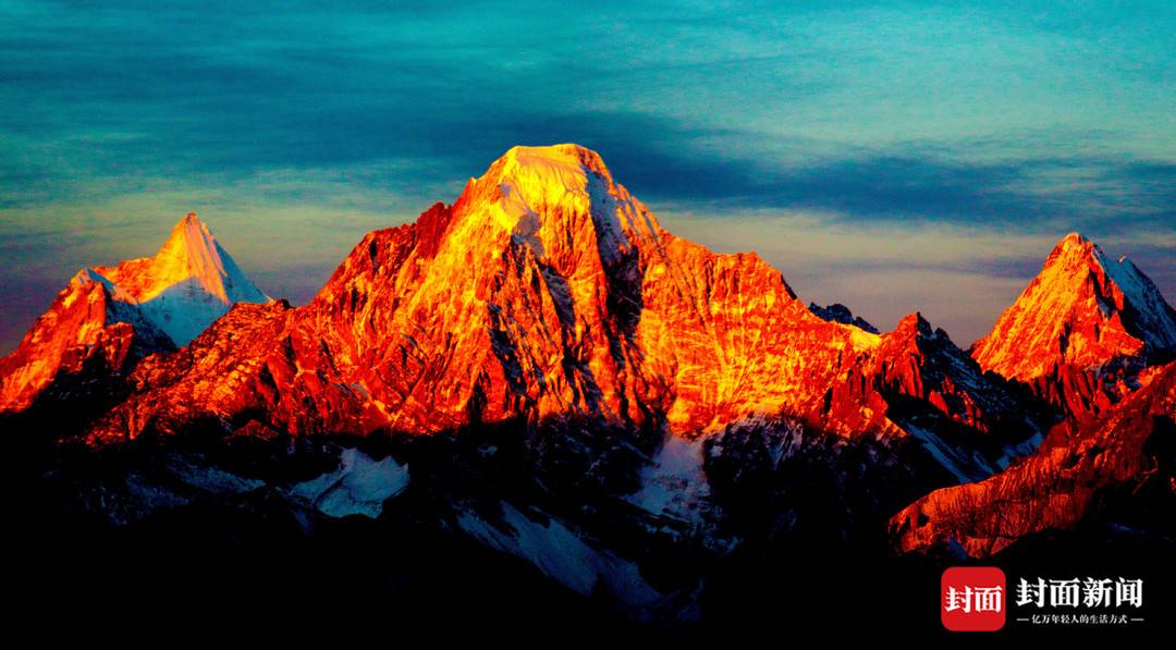 镜头下的大凉山：凉山州成立70周年县市风采——木里县休闲区蓝鸢梦想 - Www.slyday.coM