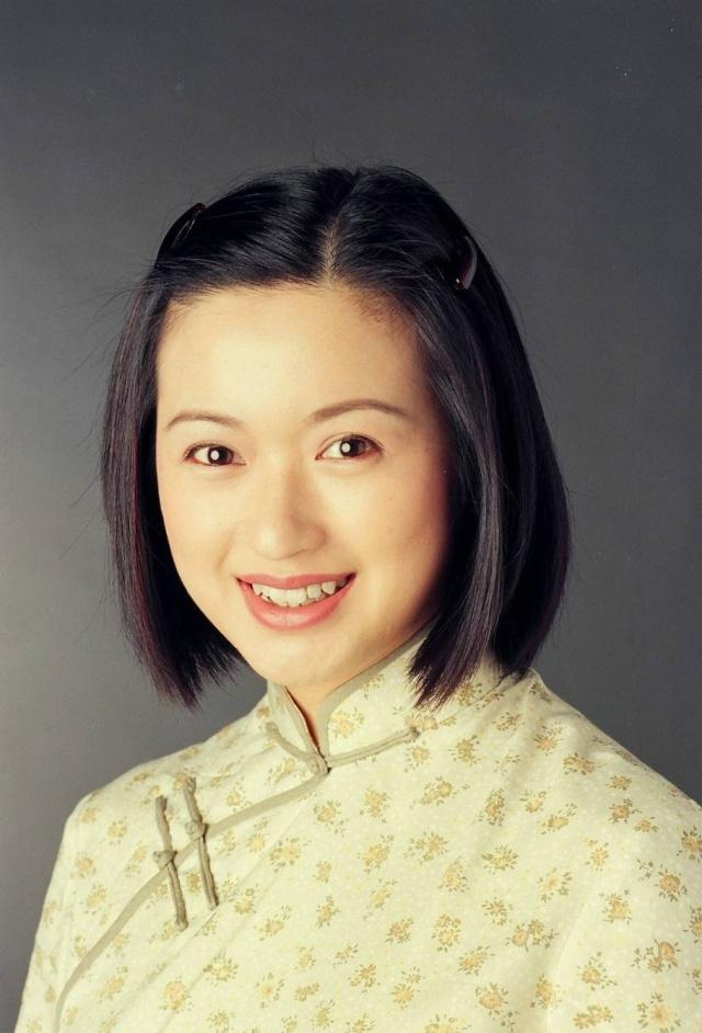 还记得《大时代》中她饰演的方家小妹妹方敏吗?__财经头条