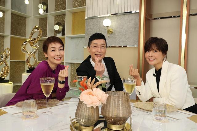 TVB前知名女星再现荧幕!气质干练状态冻龄,嫁富商成公司副总裁|曹众|荧幕|冻龄_新浪新闻