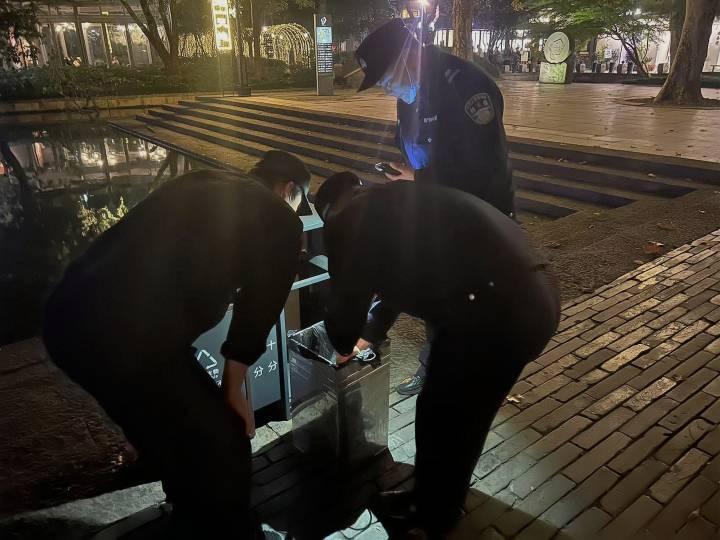 救命药不慎遗失，杭州街头白血病女孩一直哭，这群男人为她大晚上翻了几十个垃圾桶休闲区蓝鸢梦想 - Www.slyday.coM