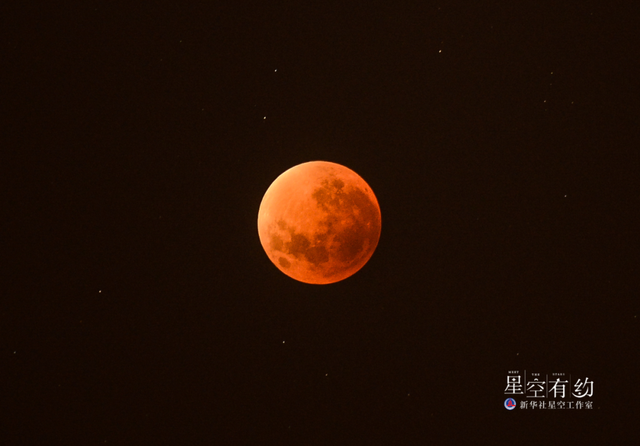 几点来在哪看？怎么拍“月食项链”？有关今晚的“红月亮”，你想知道的都在这里→休闲区蓝鸢梦想 - Www.slyday.coM
