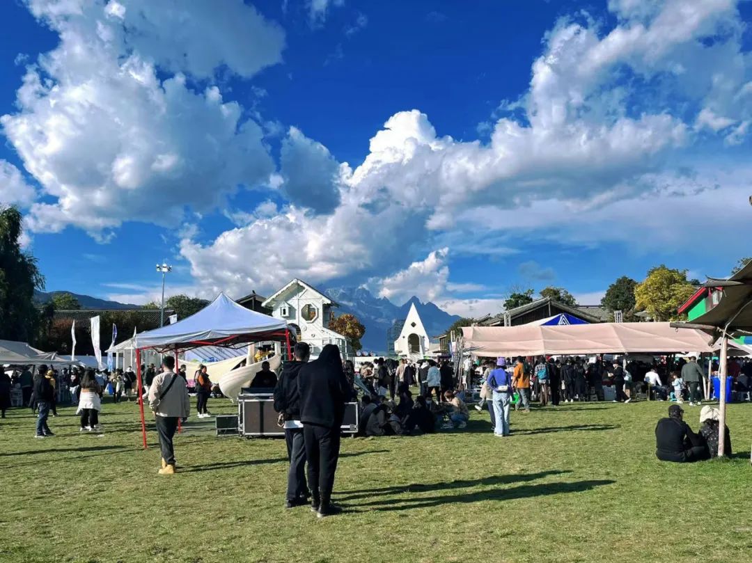 难说再见！2022雪山音乐节落幕休闲区蓝鸢梦想 - Www.slyday.coM