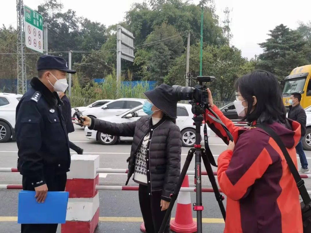 我们，是“疫”线记者！休闲区蓝鸢梦想 - Www.slyday.coM