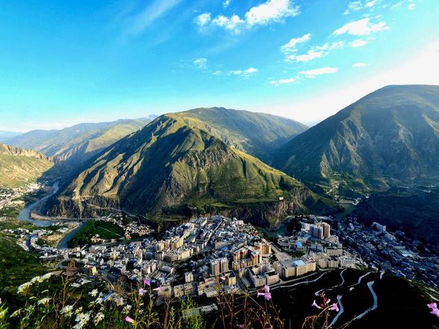 11月7日,记者从小金县获悉,2022年阿坝州文