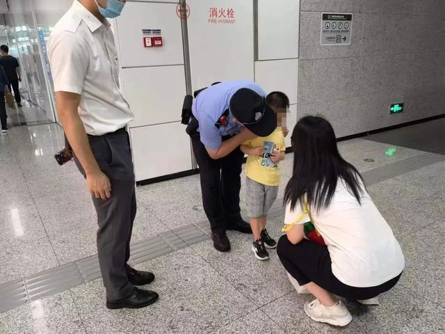 照片曝光！发生在厦门的这一幕幕也太险了！关键时刻...休闲区蓝鸢梦想 - Www.slyday.coM