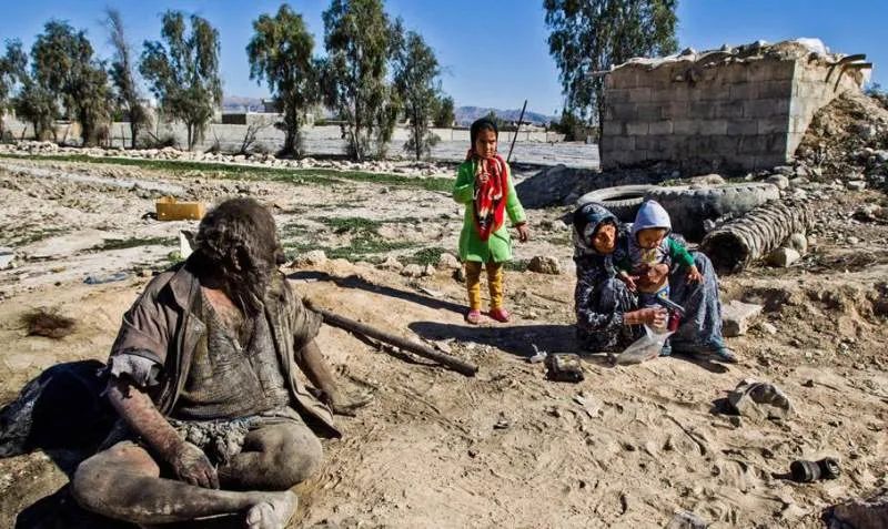 94岁“全球最脏的人”！67年来第一次洗澡，结果洗完去世，原因让人震惊...休闲区蓝鸢梦想 - Www.slyday.coM