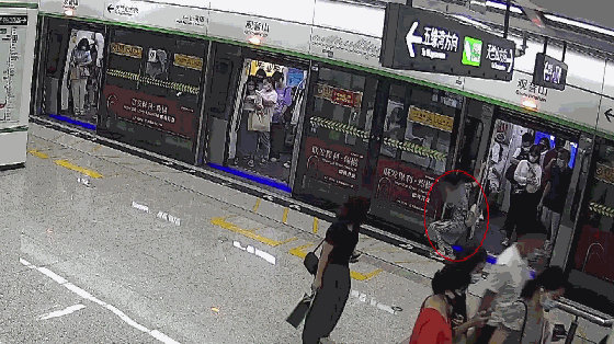 照片曝光！发生在厦门的这一幕幕也太险了！关键时刻...休闲区蓝鸢梦想 - Www.slyday.coM