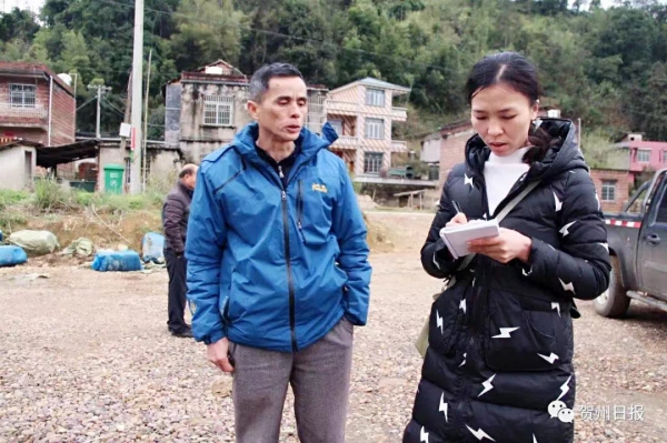 脚下有力量 笔下有温度——写在第23个中国记者节之际休闲区蓝鸢梦想 - Www.slyday.coM