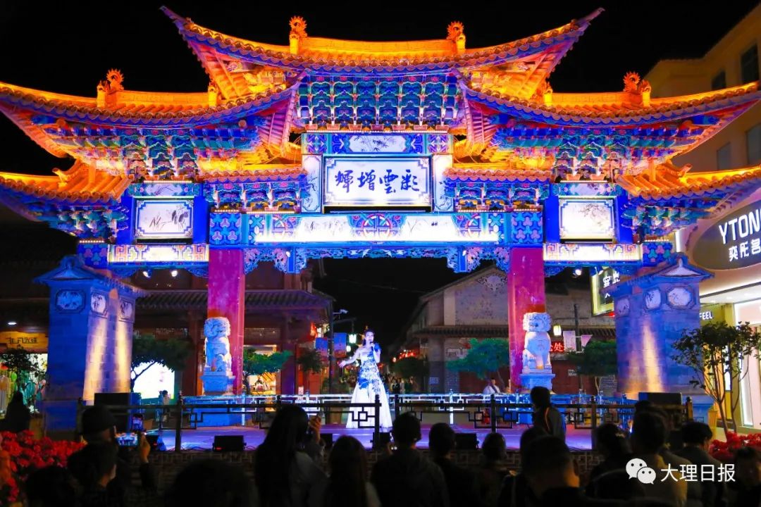 祥云：流动舞台打造全民“文艺盛宴”|舞蹈演员_新浪新闻