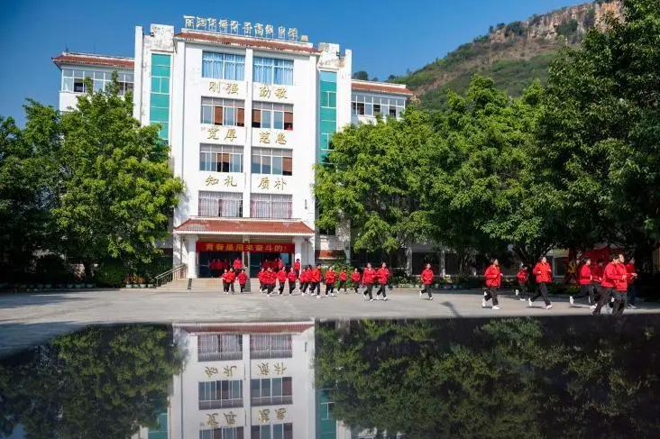 汉中找妹妹有电话预约的吗？汉中高级中学有哪些学校