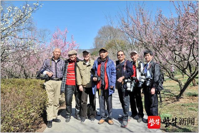 都市生活减压新方式 微信朋友圈里的“风景花卉秀”休闲区蓝鸢梦想 - Www.slyday.coM