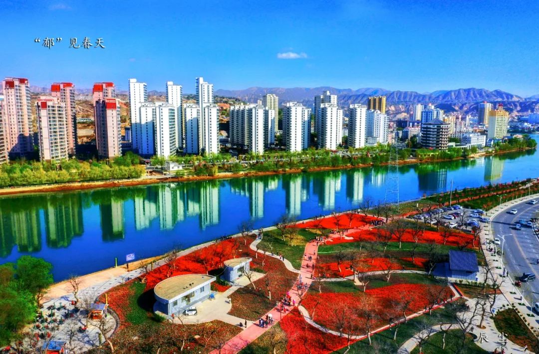 多项纪录被刷新展现体育新活力