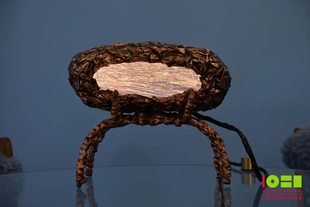 4位神秘藏家、3位神秘评委，各自组队解锁在ART021十岁生日的新玩法休闲区蓝鸢梦想 - Www.slyday.coM