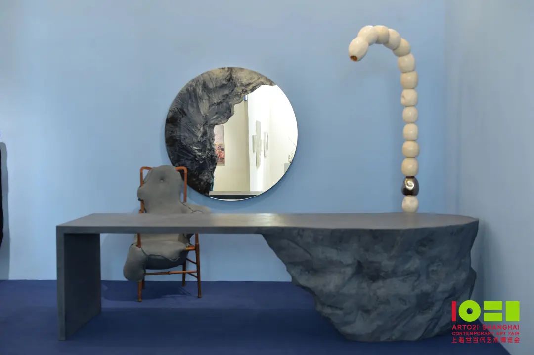 4位神秘藏家、3位神秘评委，各自组队解锁在ART021十岁生日的新玩法休闲区蓝鸢梦想 - Www.slyday.coM