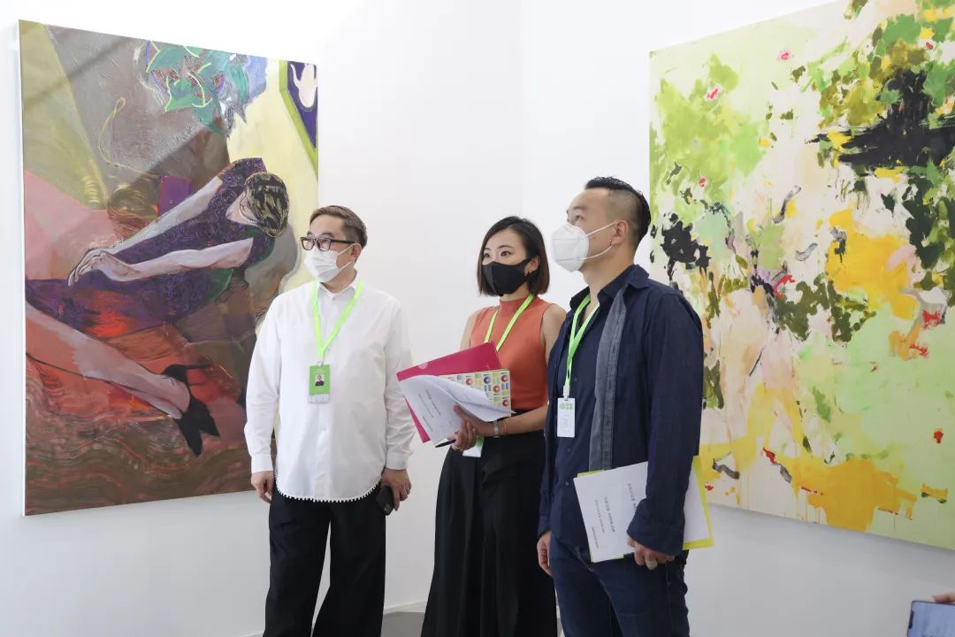 4位神秘藏家、3位神秘评委，各自组队解锁在ART021十岁生日的新玩法休闲区蓝鸢梦想 - Www.slyday.coM