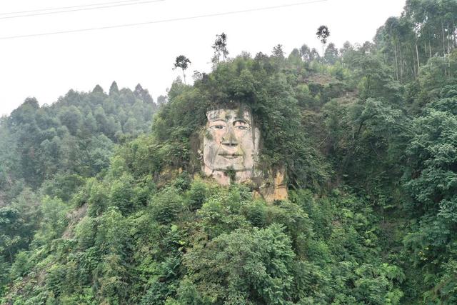 四川乐山发现乐山大佛“孪生兄弟”？当地回应：近代雕塑作品，并非文物休闲区蓝鸢梦想 - Www.slyday.coM