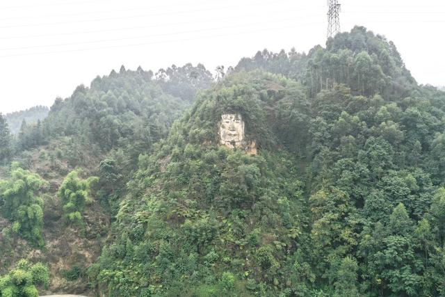 四川乐山发现乐山大佛“孪生兄弟”？当地回应：近代雕塑作品，并非文物休闲区蓝鸢梦想 - Www.slyday.coM