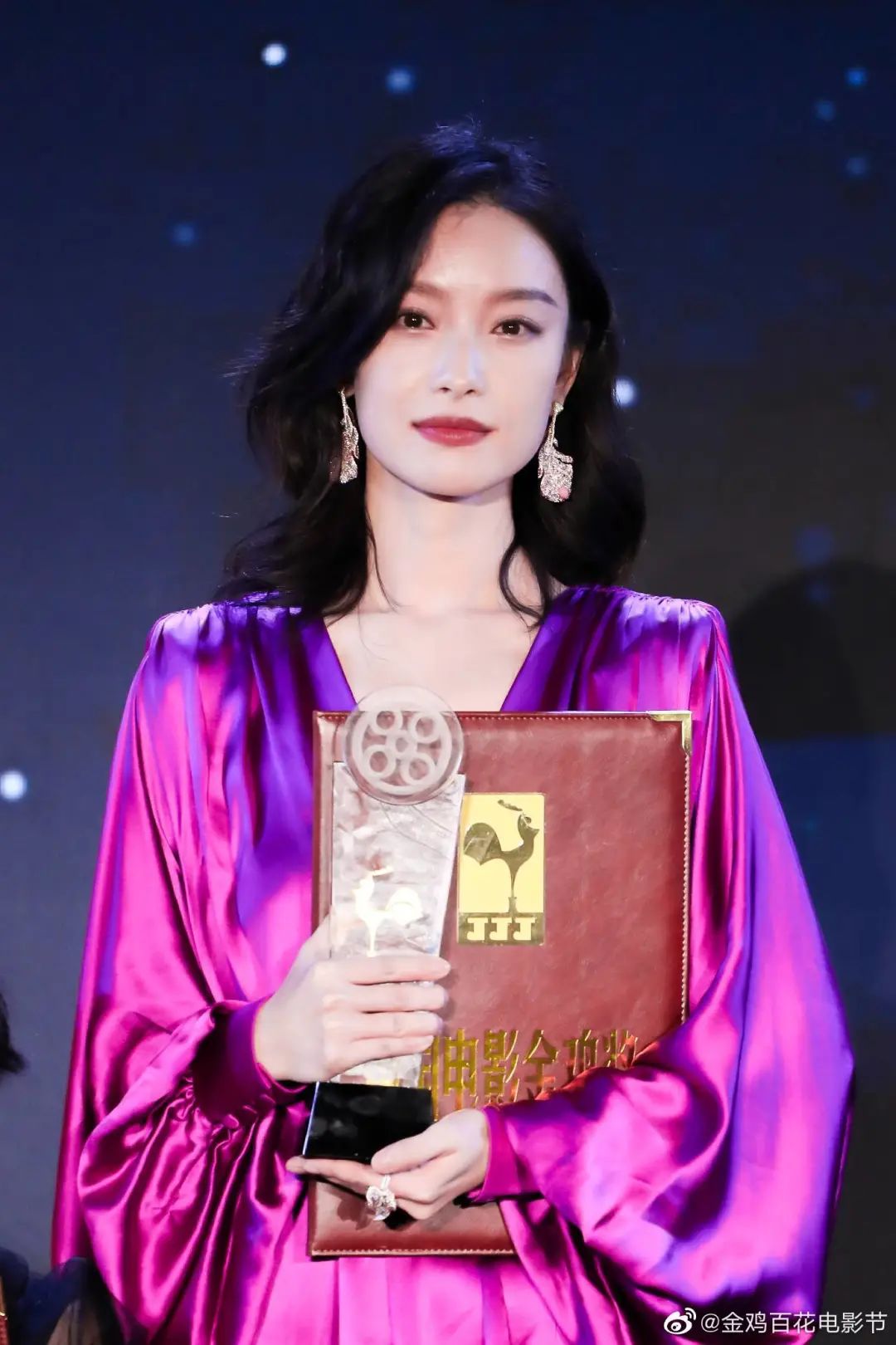 刚刚！金鸡奖提名者表彰！朱一龙、倪妮、朱亚文……群星亮相厦门！休闲区蓝鸢梦想 - Www.slyday.coM