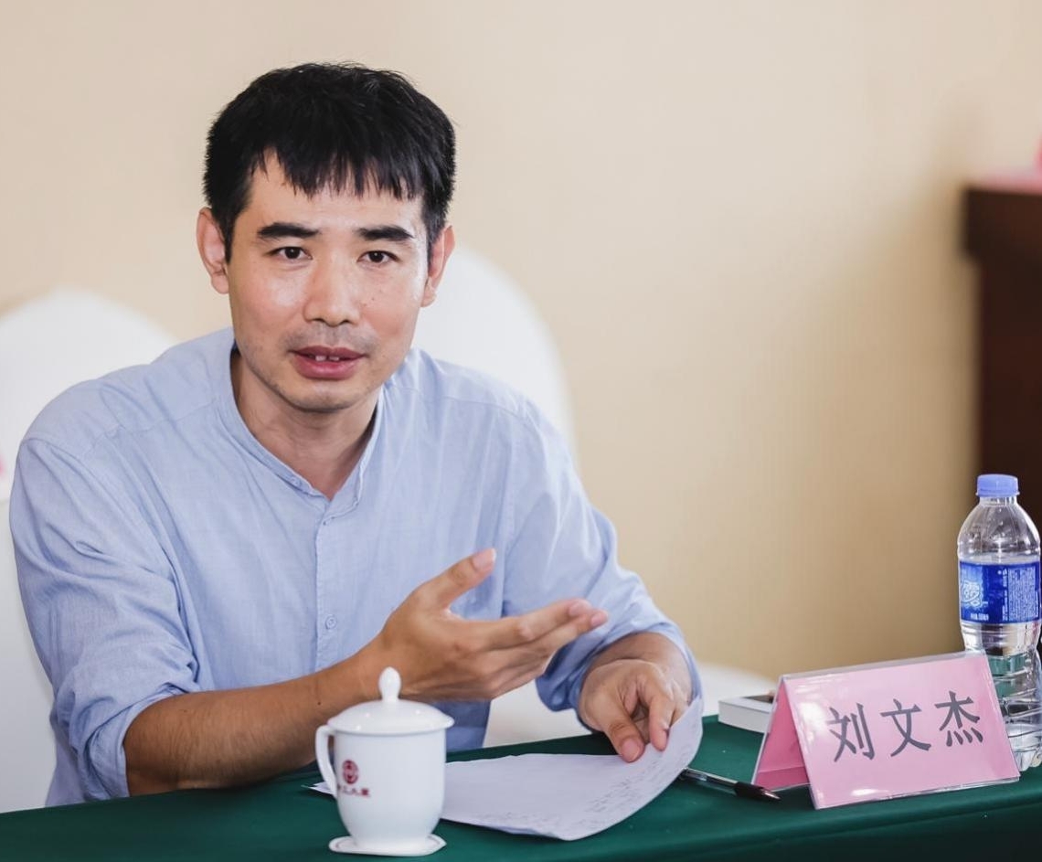 刘文杰科学认识直播打赏助力行业长远发展