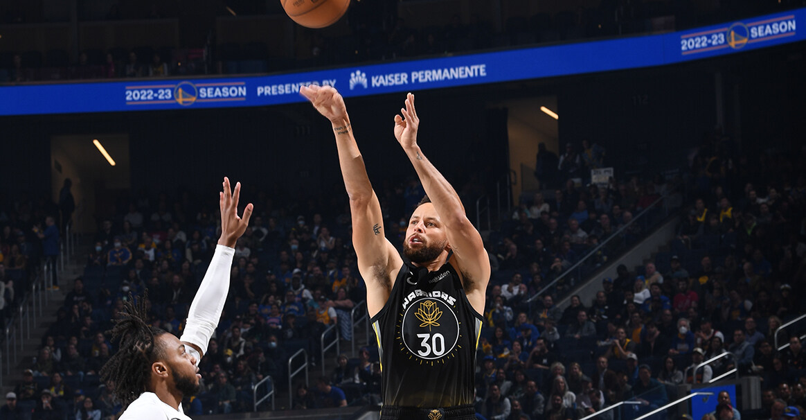 库里40+5米切尔29+10 勇士主场力克骑士休闲区蓝鸢梦想 - Www.slyday.coM