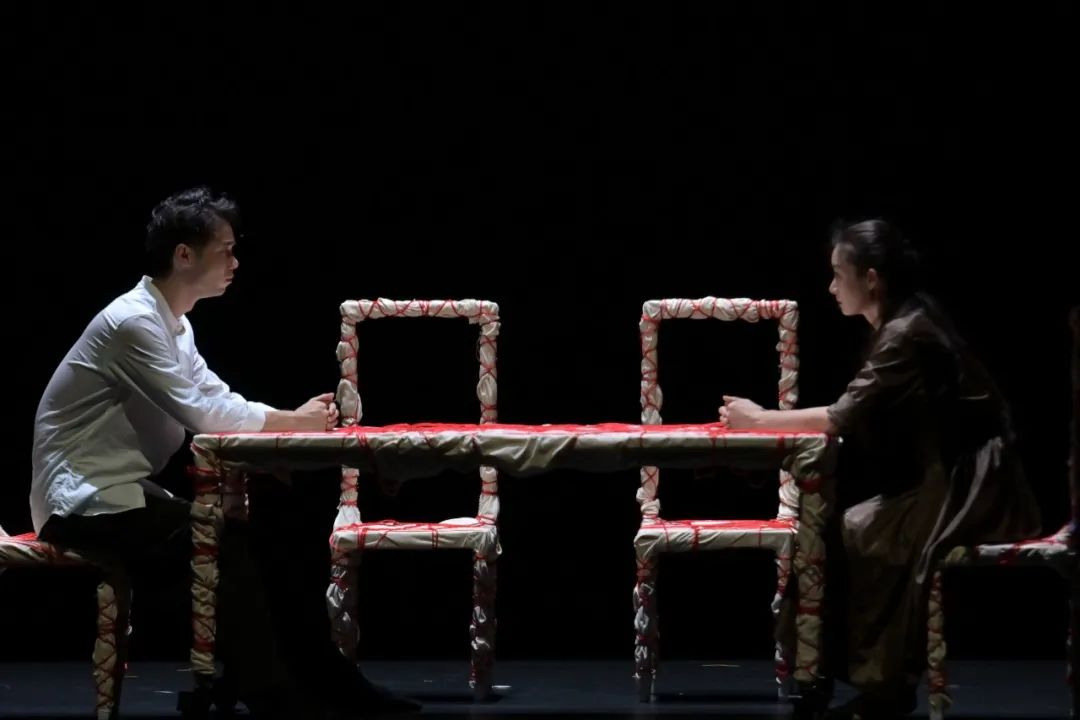 王亚彬领衔，舞剧《海上夫人》首演，将北欧的海搬到上海舞台休闲区蓝鸢梦想 - Www.slyday.coM