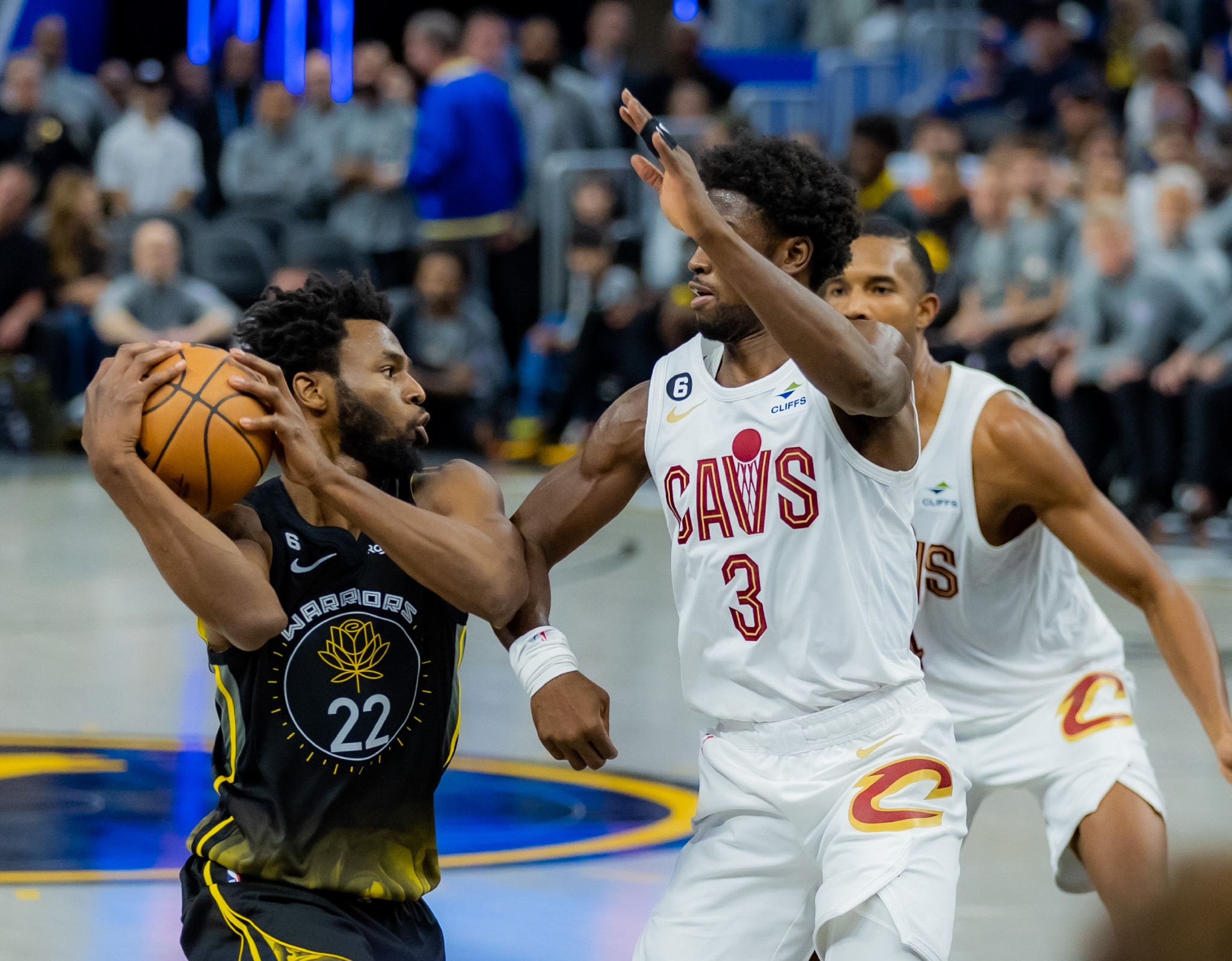 篮球——NBA常规赛：勇士胜骑士休闲区蓝鸢梦想 - Www.slyday.coM