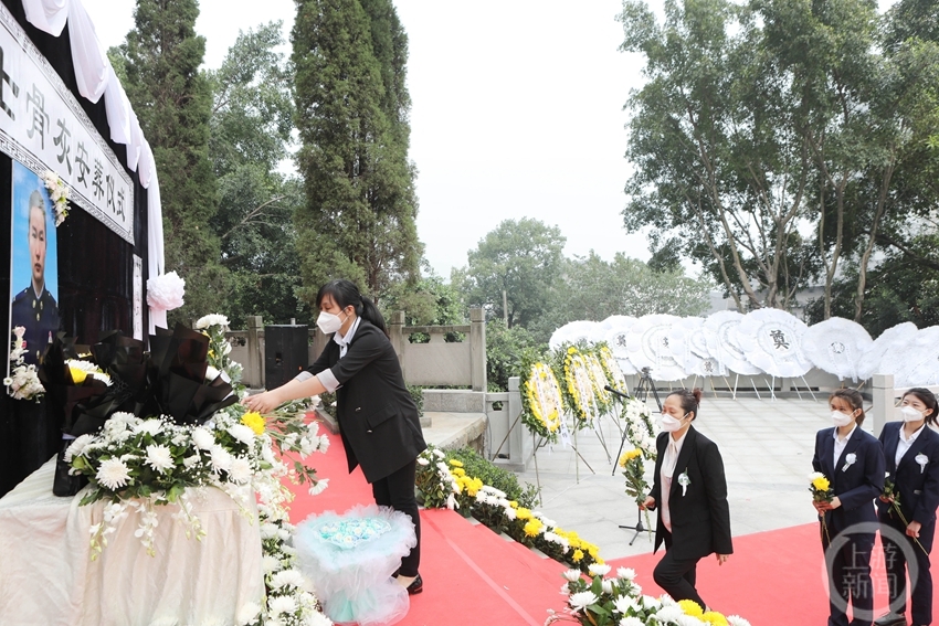 崇祯皇帝死后葬在哪里 李自成如何安葬崇祯