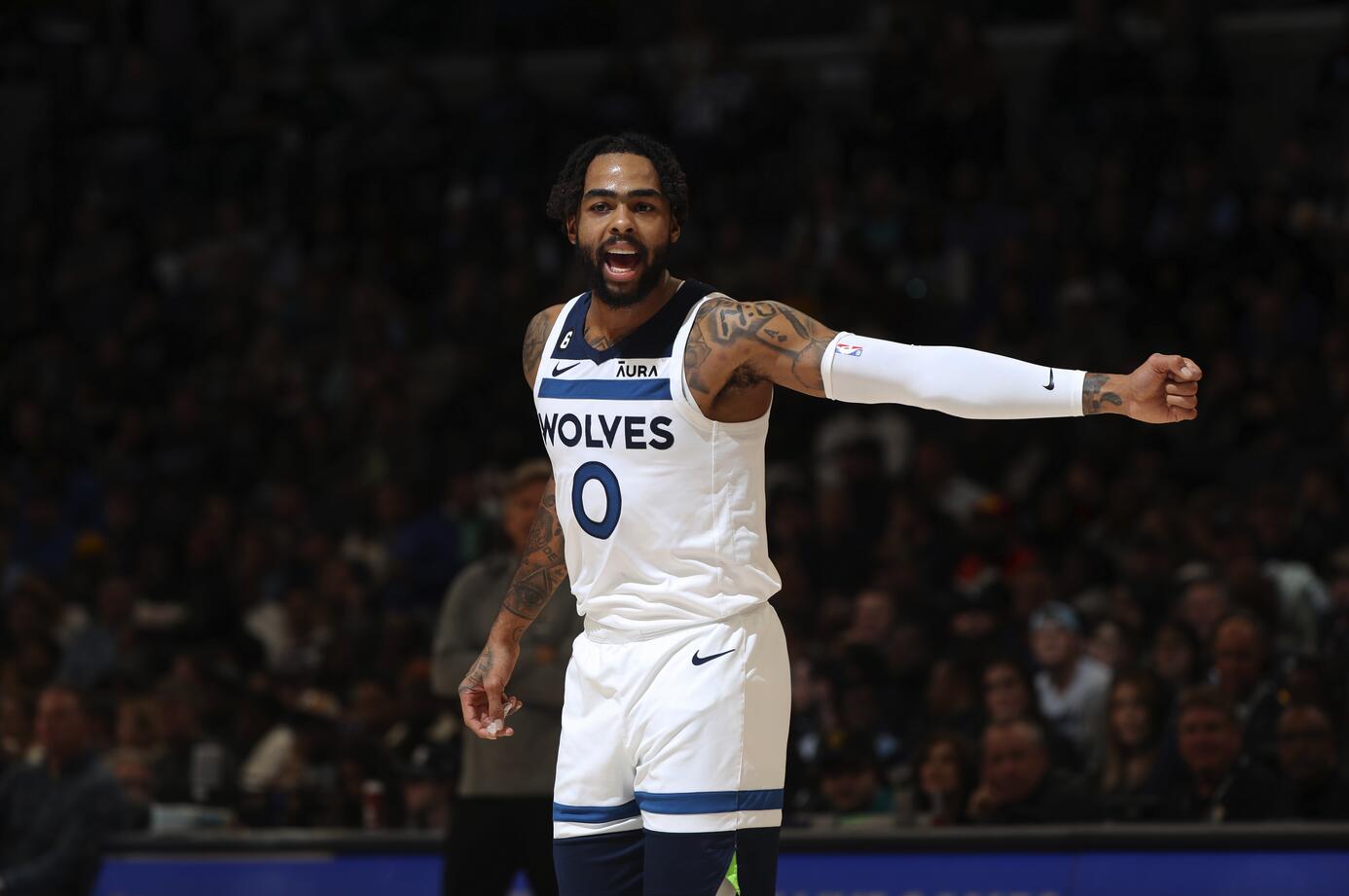 7%,三分29.9%|拉塞尔|森林狼|投篮_新浪新闻