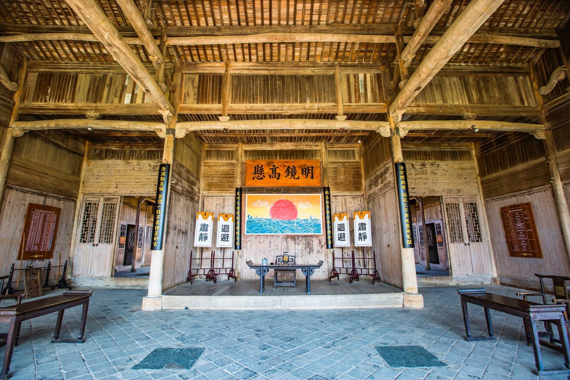 江西景德镇有一座清代县衙,历史悠久,素有"江南第一