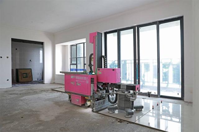 地砖铺贴机器人.