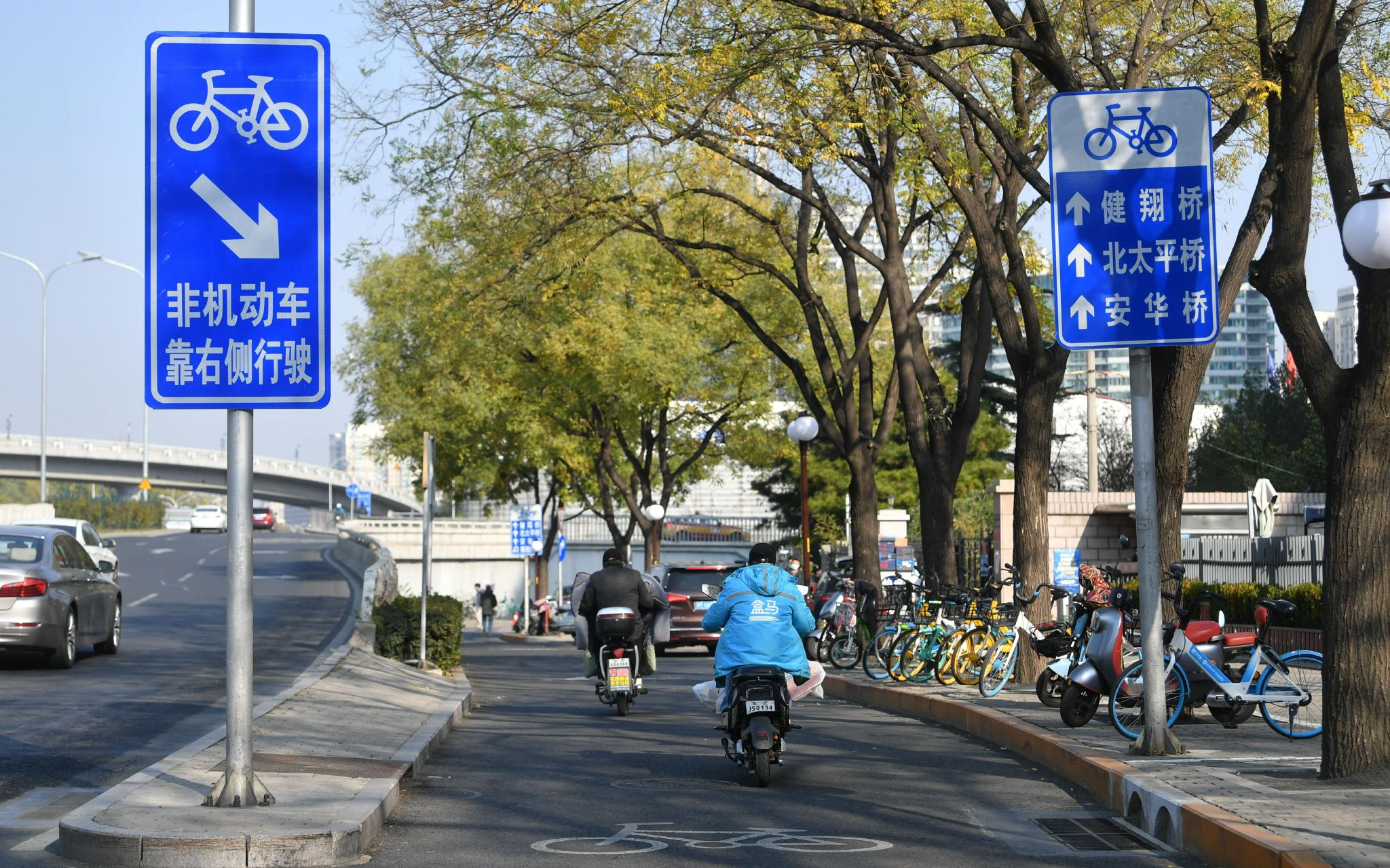 北京站街现象到底是怎么回事?