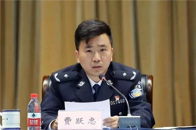 副市长,公安局长主动投案!|公安局|公安局长|派出所_新浪新闻