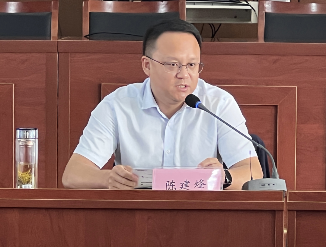 刘桥镇召开年轻干部座谈会|农村_新浪新闻