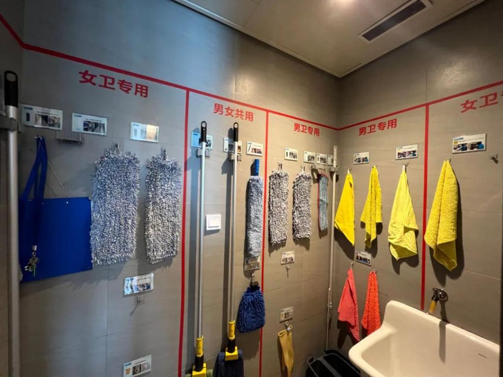图为上海虹桥国际机场清洁间.(民航局供图)